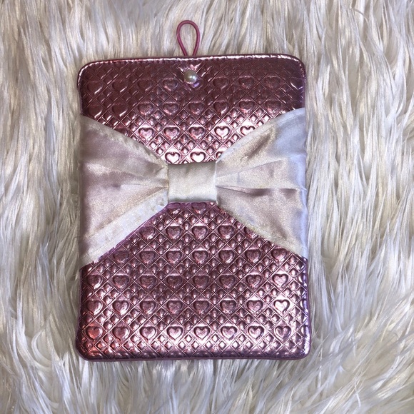 iPad Case Pink & White Bow π - Picture 6 of 7